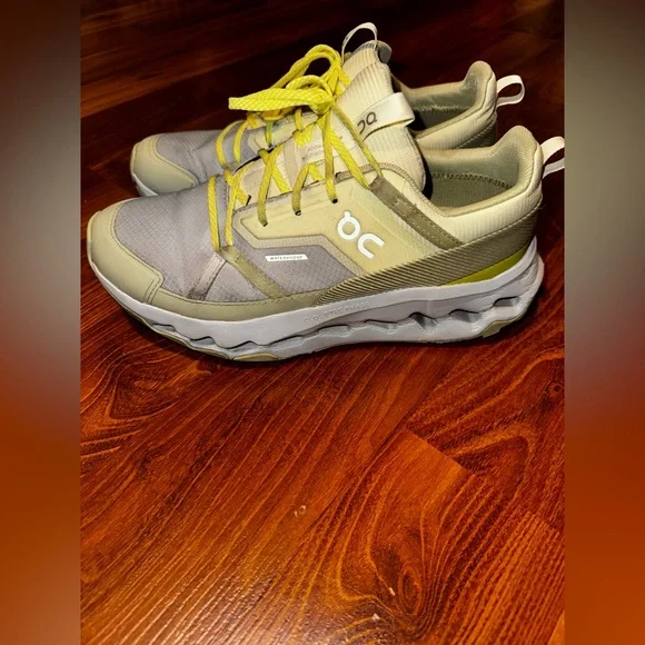 ON Cloudhorizon Waterproof Women’s Hiking Shoes in Glacier Caper - Picture 3 of 10